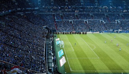 九游娱乐-中国女子重剑队世界杯夺银 奥运资格近在咫尺